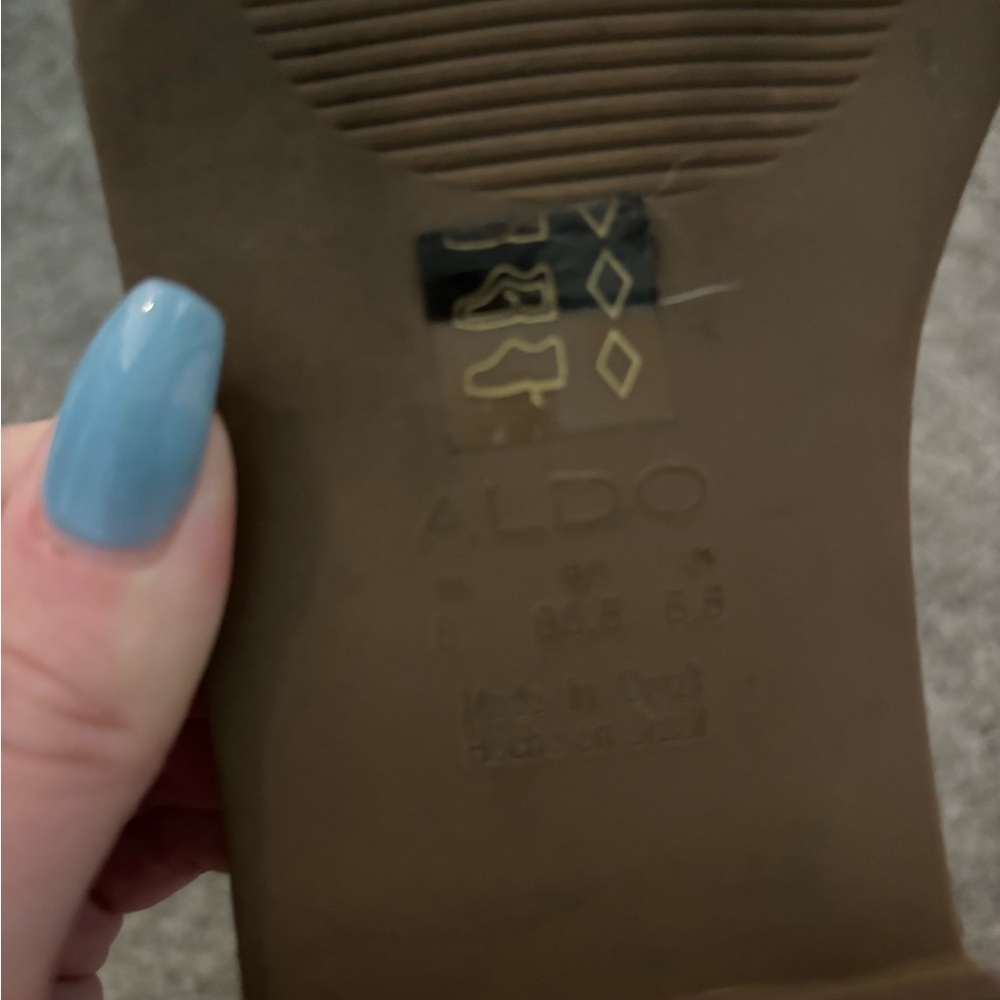 ALDO SIZE 8 SANDALS - Picture 3 of 3